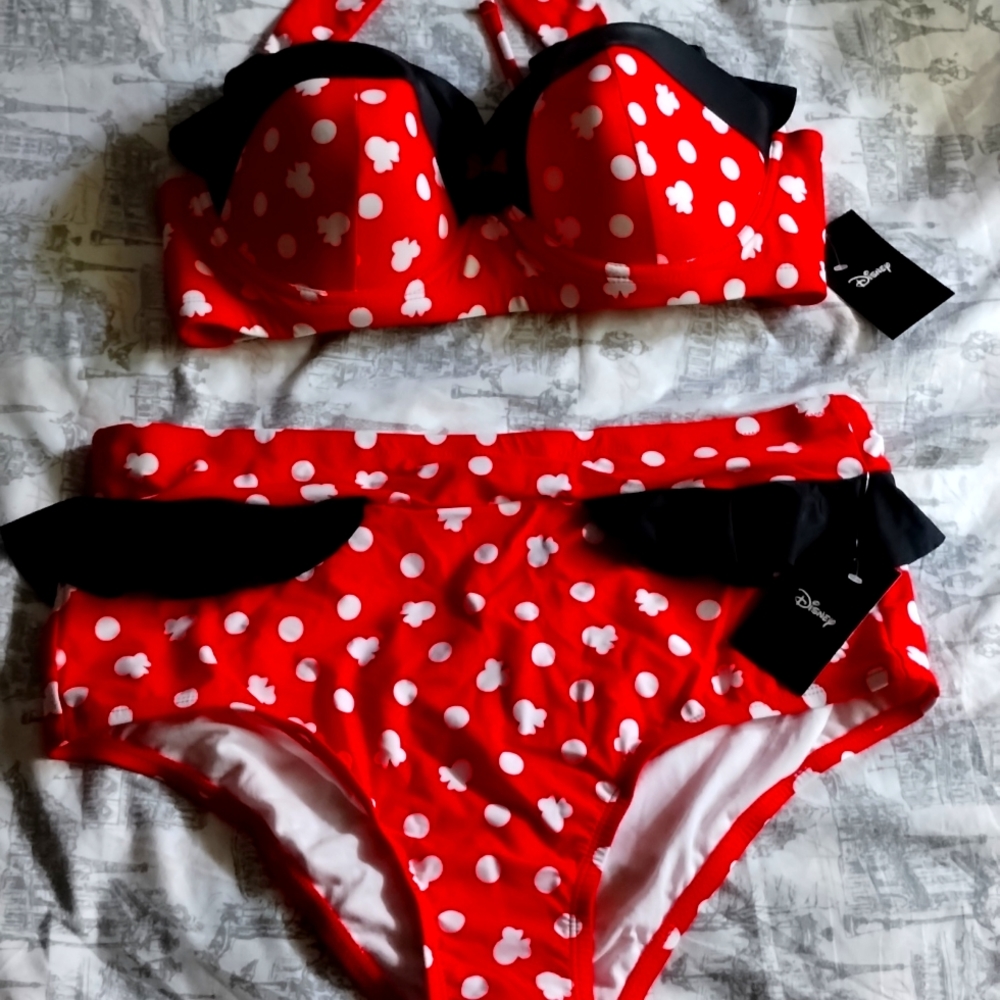 Disney Minnie Mouse swim suit plus/SOLD